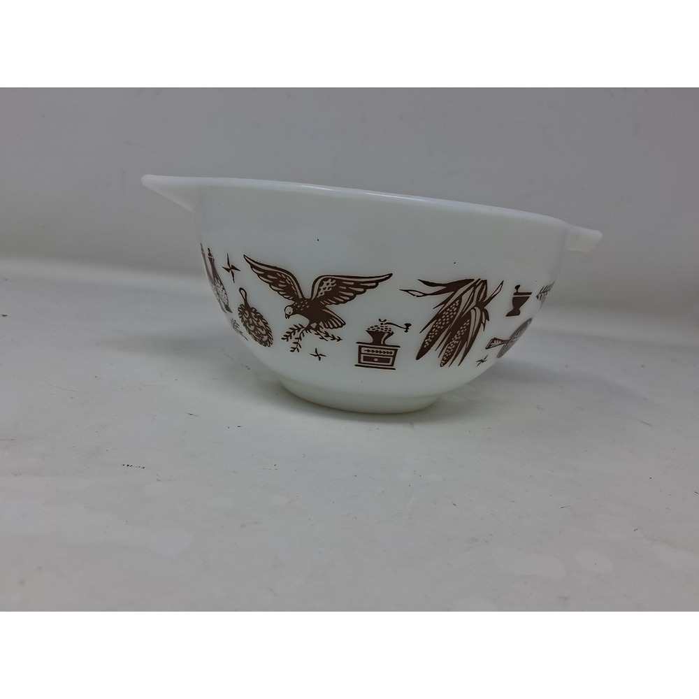 Early American(Brown on White) Pyrex #441 Cinderella Mixing Bowl 1962-1971